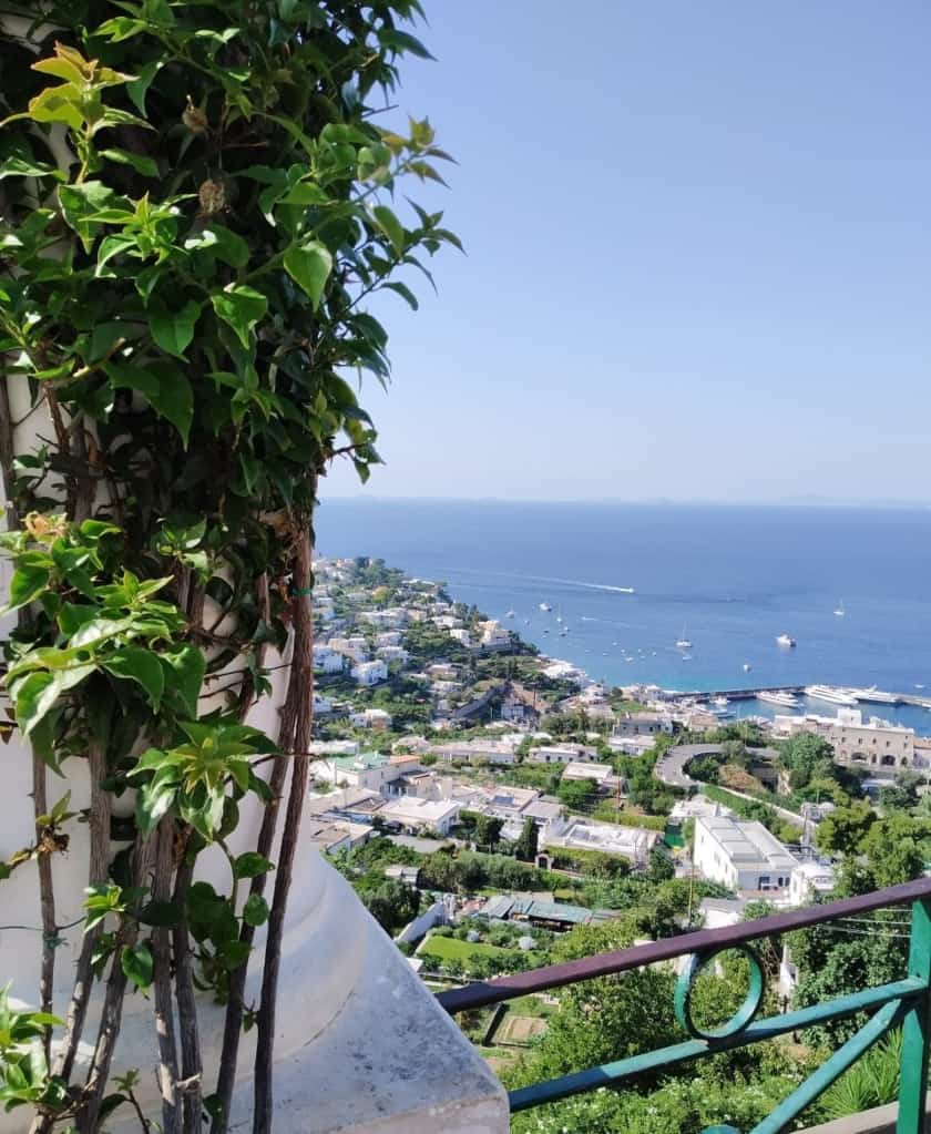  Visitare la Costiera Amalfitana e Capri 