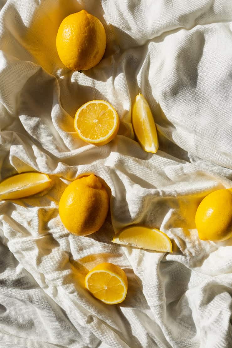 dei limoni che serviranno per fare la torta soffice al limone